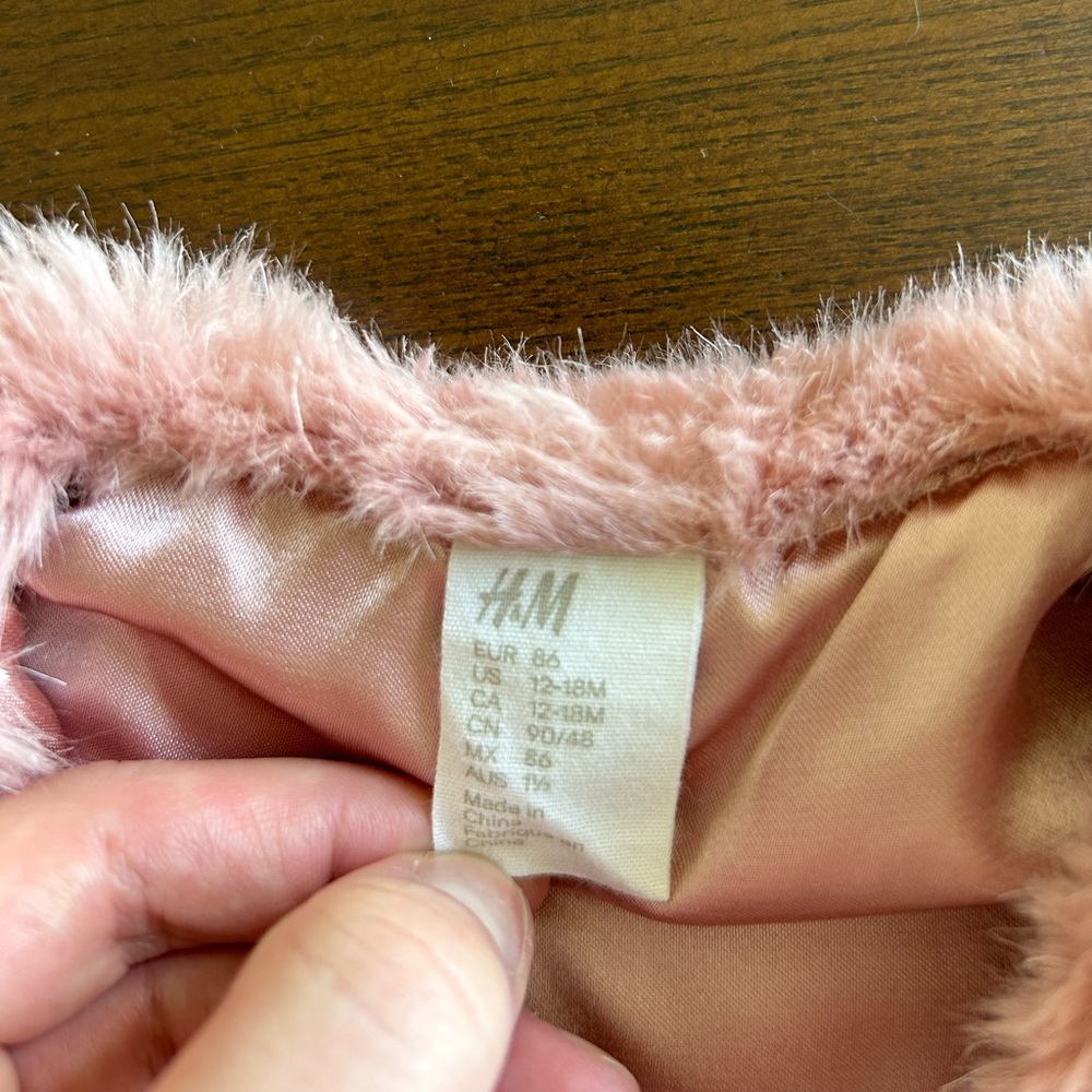 Pink Vest - Picture 2 of 2
